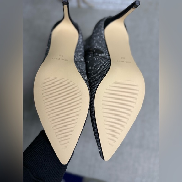 Nine West KEPORDP2 Silver Crystal Pointed Toe Booties ✨ Size 8M | NIB - Picture 2 of 5